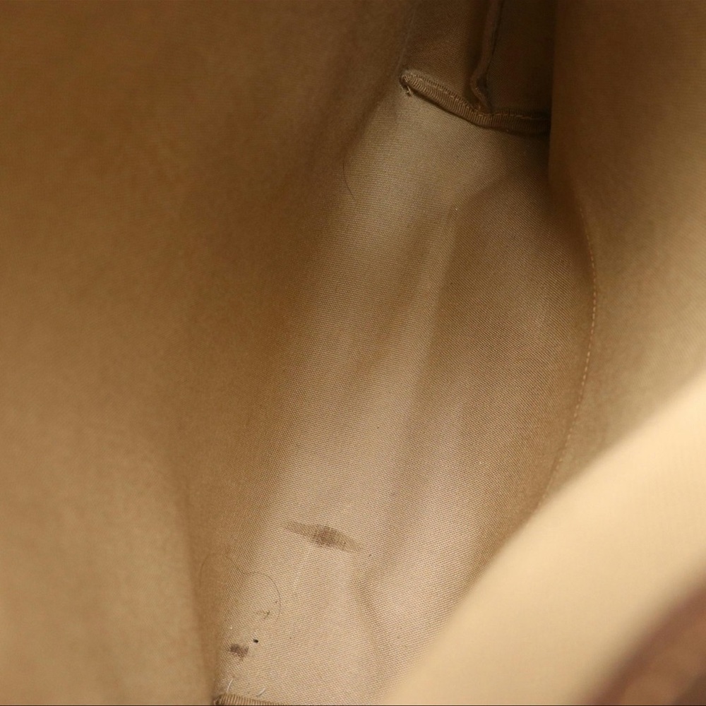 Gucci Cream and Brown Monogram Tote - Picture 7 of 10